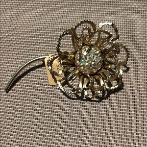 Sarah Coventry Gold Brooch with Rhinestones and Filigree